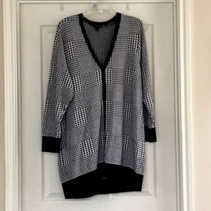 Once worn torrid houndstooth cardigan